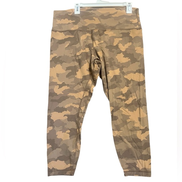 Women’s Lululemon Align High-Rise Crop Leggings - Picture 3 of 6